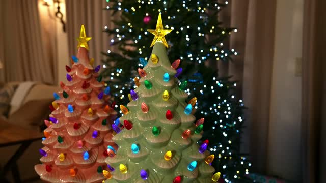 Mr. Christmas LED Green Nostalgic Ceramic Christmas Tree 24