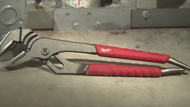 Milwaukee channel deals lock pliers