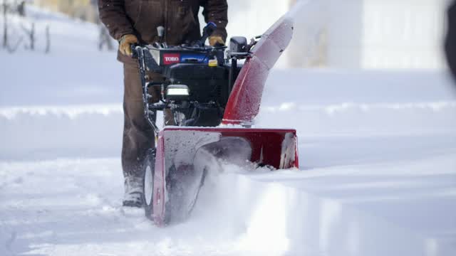 Stand on Snowblower Expo